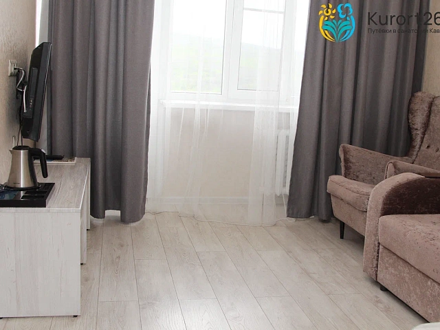 2-местный 2-комнатный номер «Люкс», корпус 3